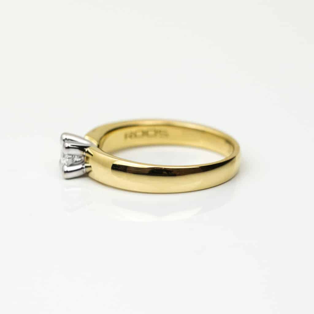 ROOS 1835 Ring geelgoud met diamant 045R25YW18