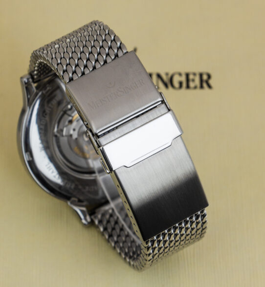 pre-owned-meistersinger-scrypto-automatic-folding-clasp