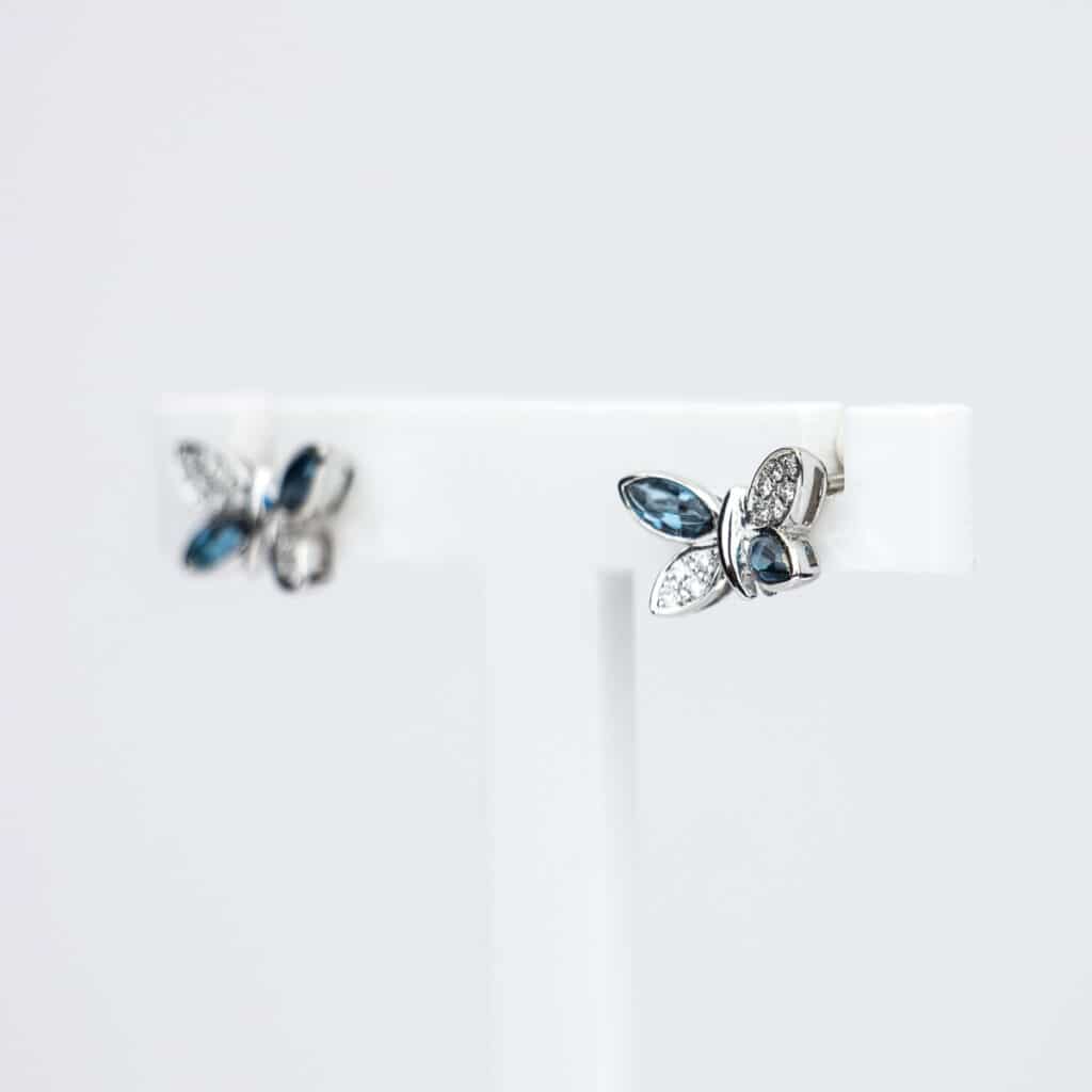 Artur Scholl oorstekers witgoud met topaas en diamant 93/12302W/LBT
