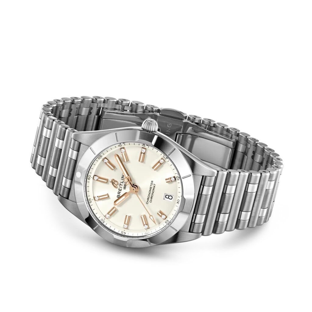 Breitling Chronomat 32 A77310101A3A1