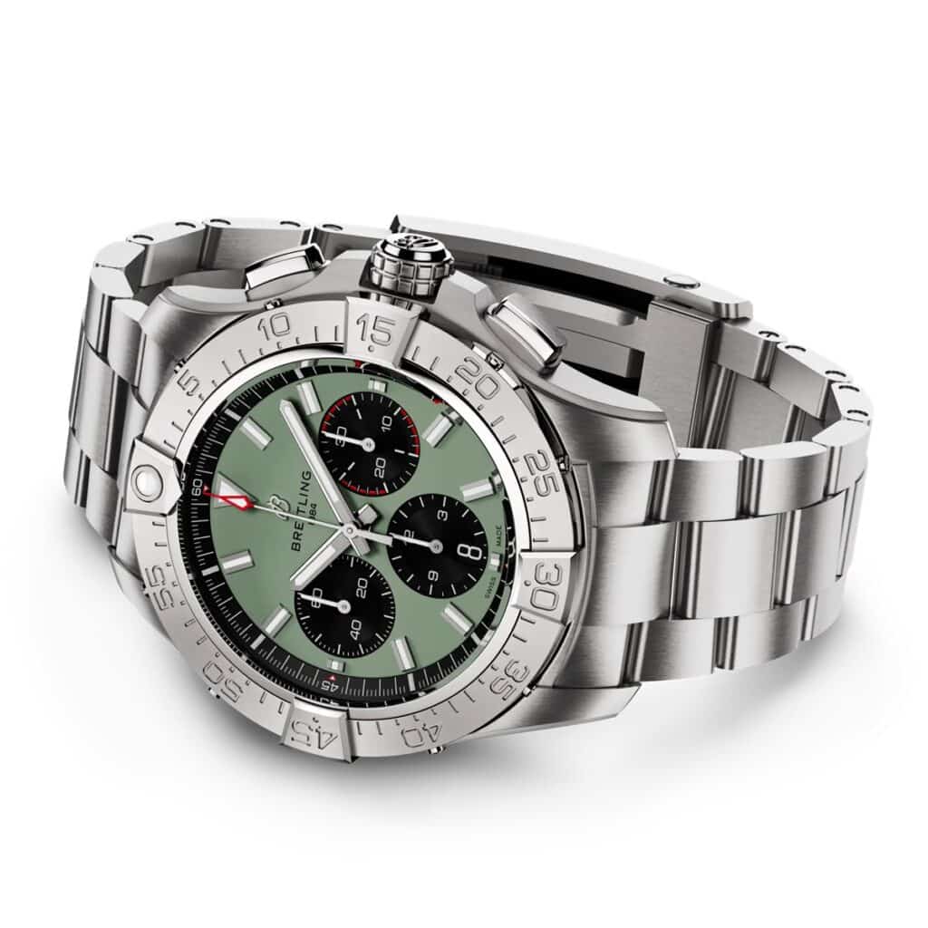 Breitling Avenger B01 Chronograph 44 AB0147101L1A1