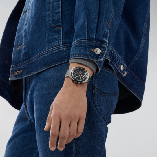 CAZ1010.BA0842 wrist