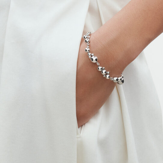 GJ_SS25_ECOM_SHOOT_MOONLIGHT_GRAPES_BRACELET_20001206 (1)