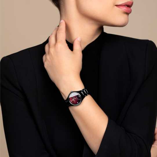R27242742 wristshot