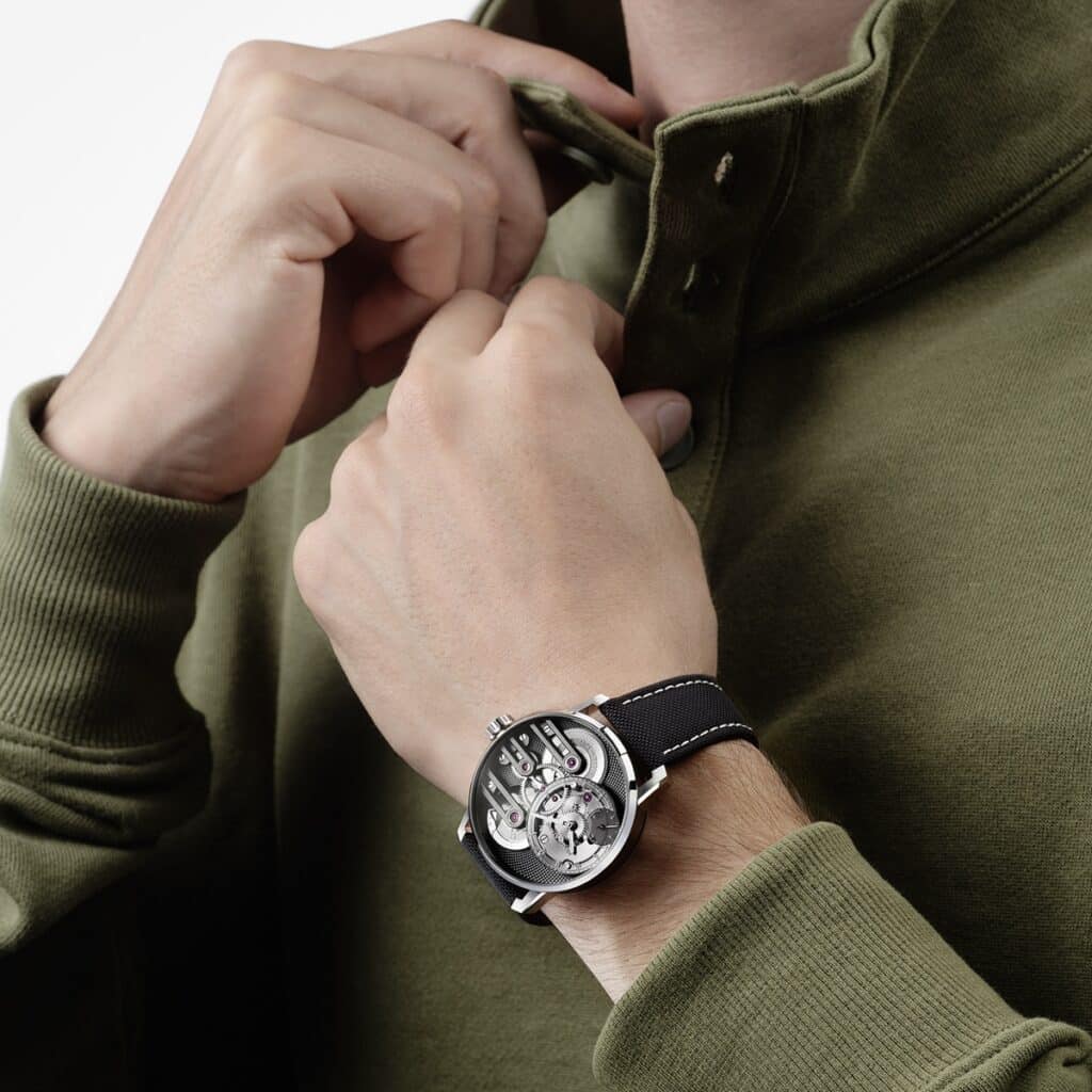 Armin Strom Gravity Equal Force Ultimate Sapphire ST21-GEF.SA.VE.L.35.FC