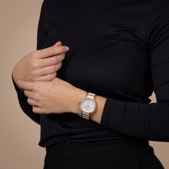 R30230902 wrist