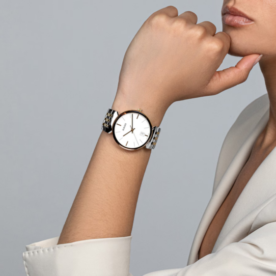 R48912023 wrist
