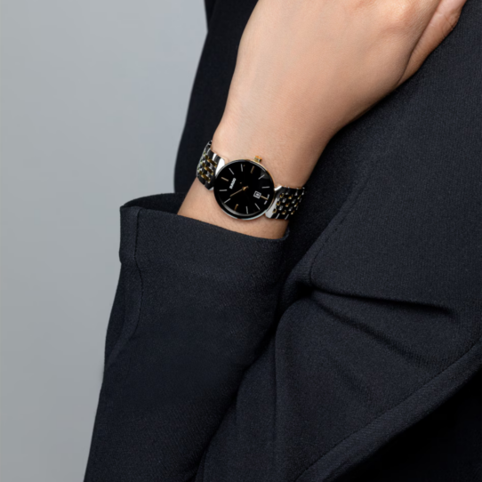 R48913153 wristshot (2)