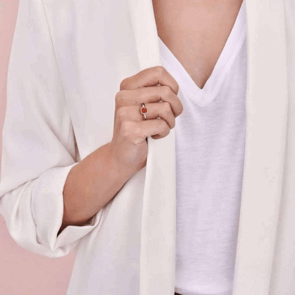 Tirisi Jewelry 18 karaat roségouden ring met rode agaat en diamant TR9624RAGP