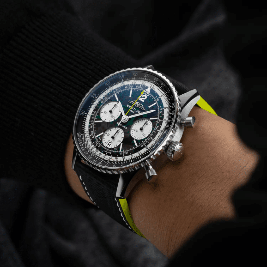 Breitling Navitimer B01 Chronograph 43 Aston Martin Aramco Formula ONE™ Limited Edition EB01381A1B1X1